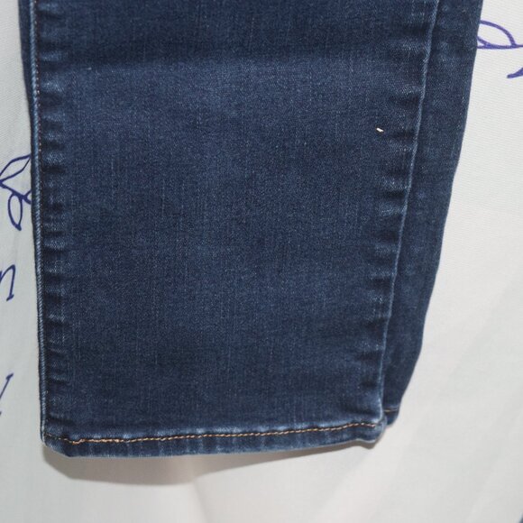 Levi's Mid-Rise Skinny Blue Jeans, Size 16 - Picture 5 of 10